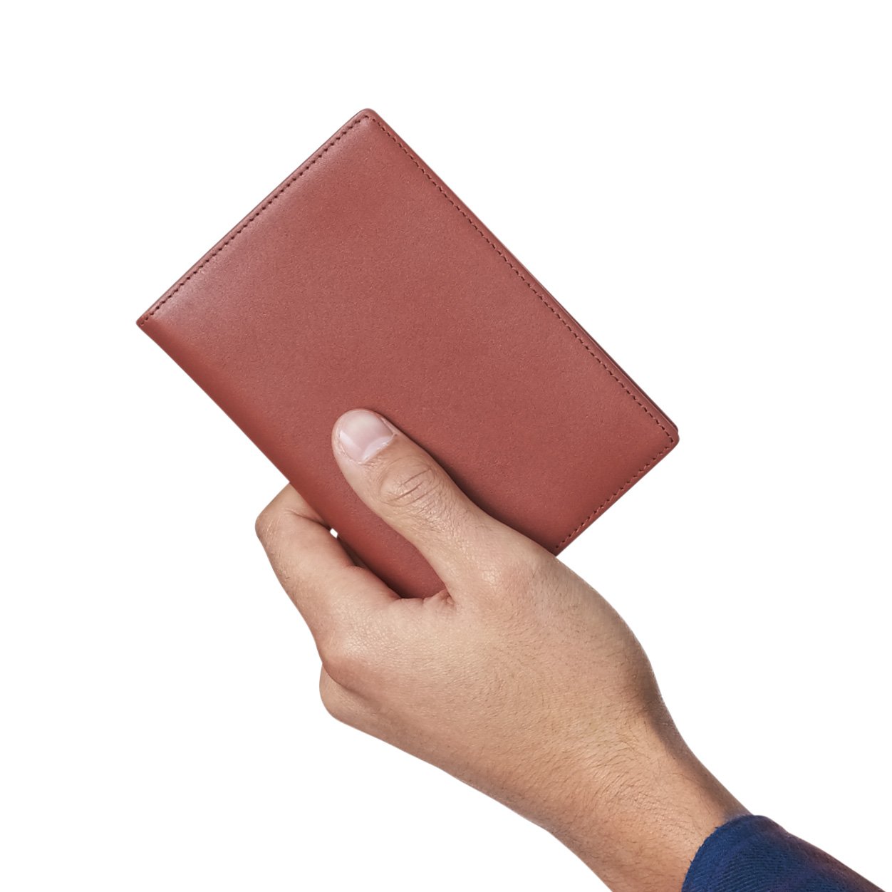 AmazonBasics 皮革 RFID 護照套｜6 × 4吋・棕色 · 圖片 3